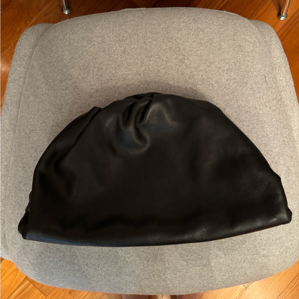 Bottega Veneta The Pouch Large - Black